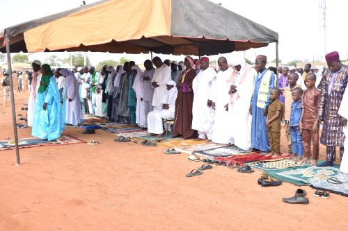 Aïd El-Kebir 2025 : À Dori, les fidèles musulmans unis dans le sacrifice et la prière pour la paix